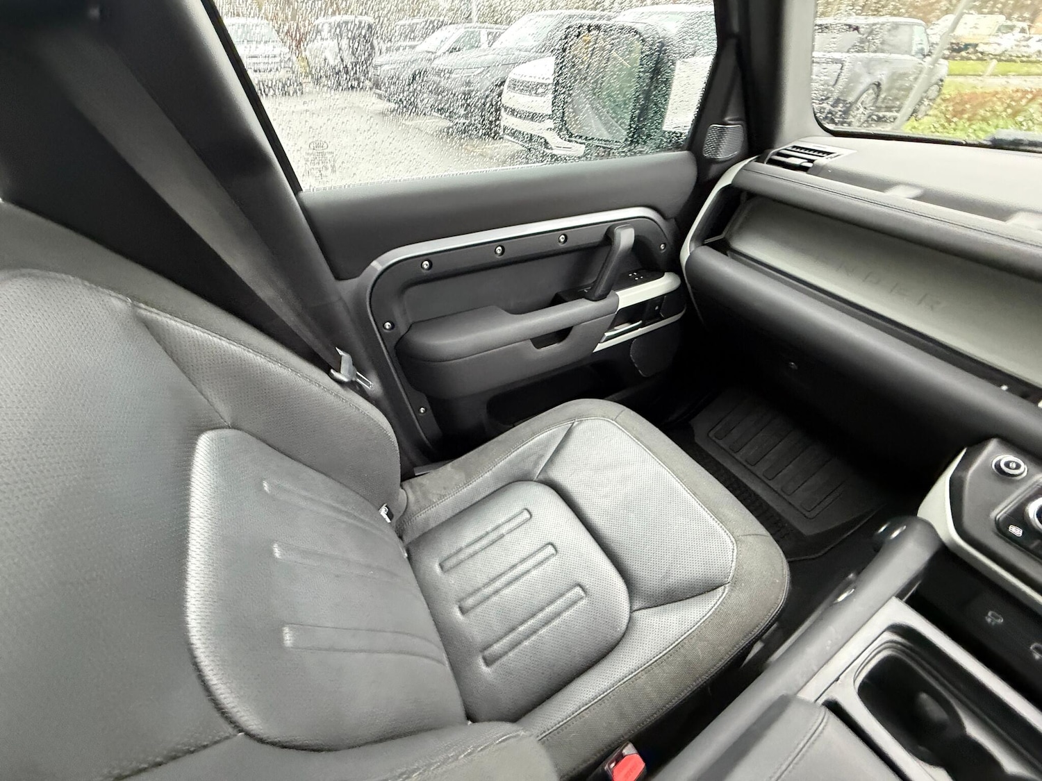 Used Land Rover Defender 110 2020 for sale - 76964590: Photo 12