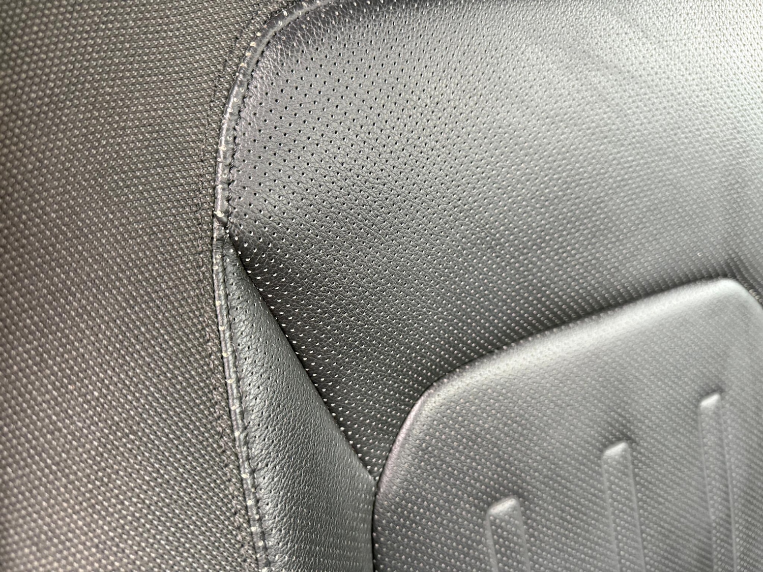 Used Land Rover Defender 110 2020 for sale - 76964590: Photo 34