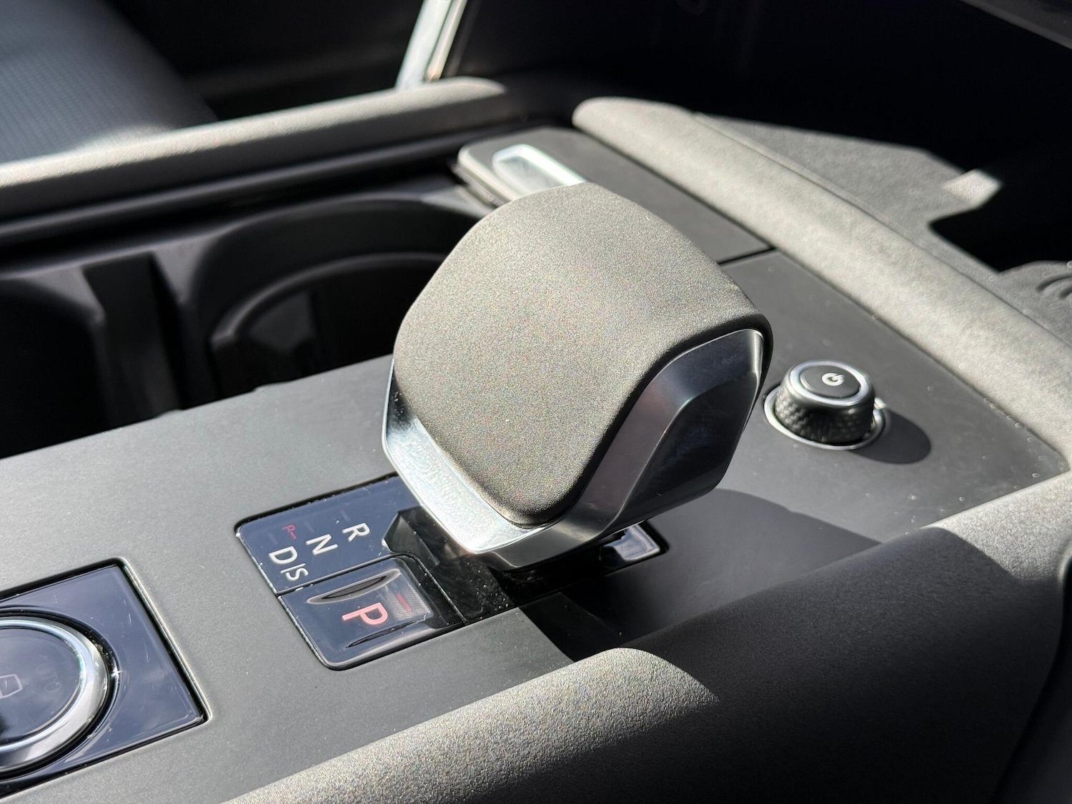 Used Land Rover Discovery 2024 for sale - 76109840: Photo 20