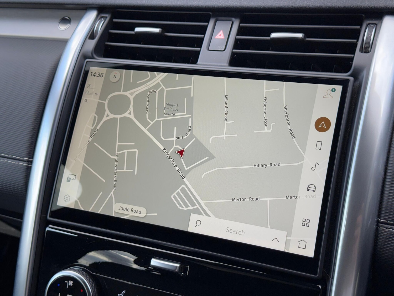 Used Land Rover Discovery 2024 for sale - 76109840: Photo 31