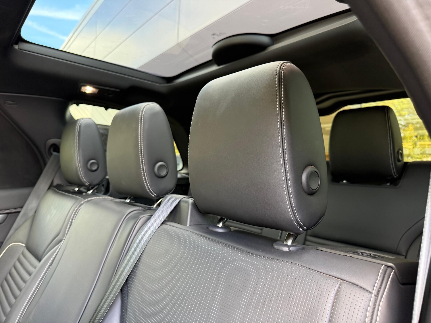 Used Land Rover Discovery 2024 for sale - 76109840: Photo 54