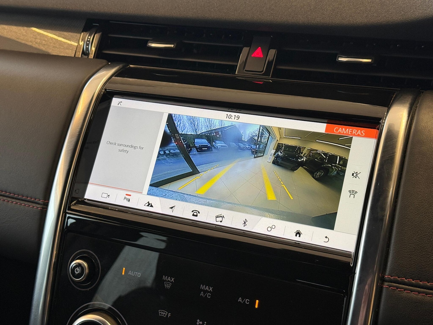 Used Land Rover Discovery Sport for sale - 77279950: Photo 4