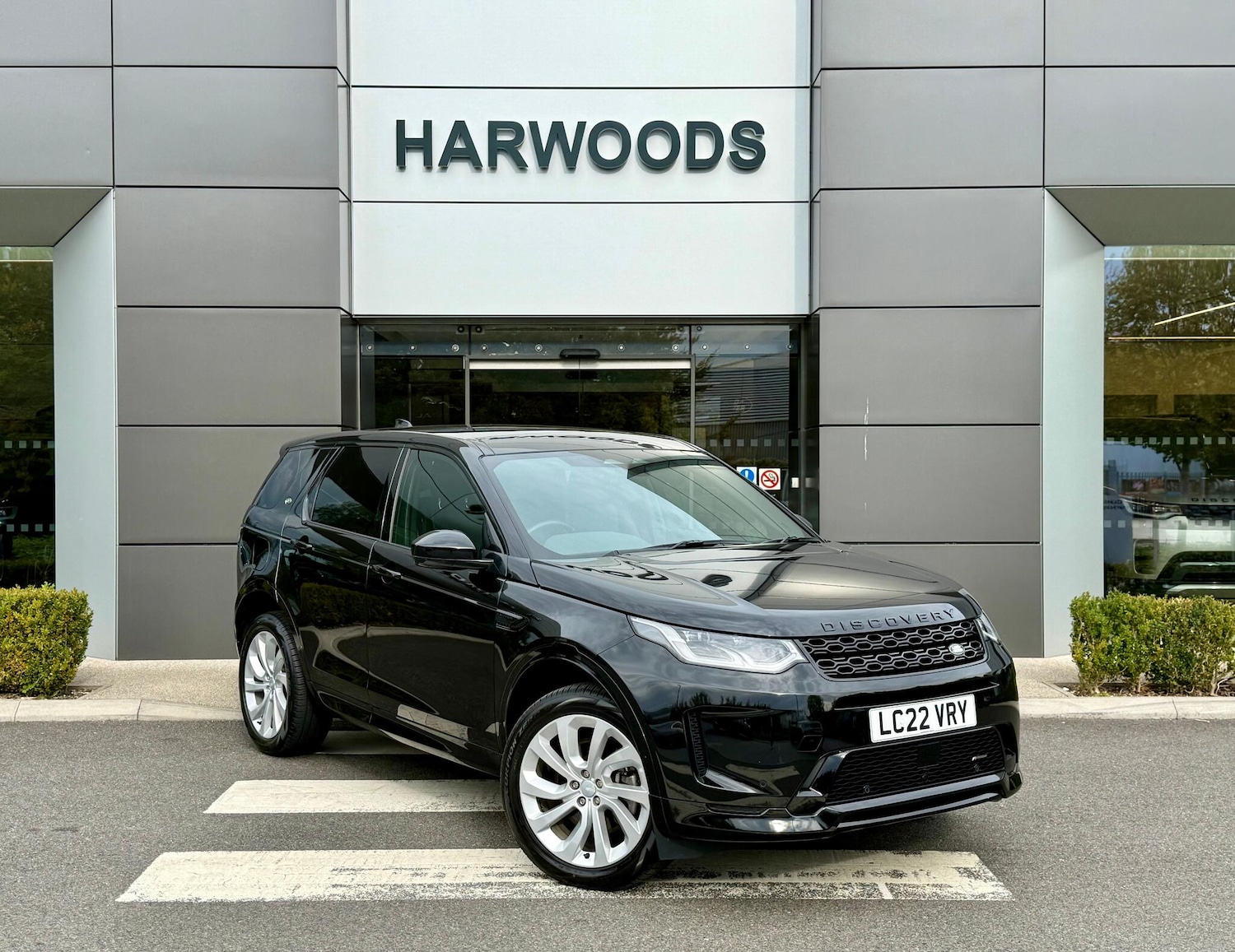Used Land Rover Discovery Sport 2022 for sale - 76152983: Photo 1