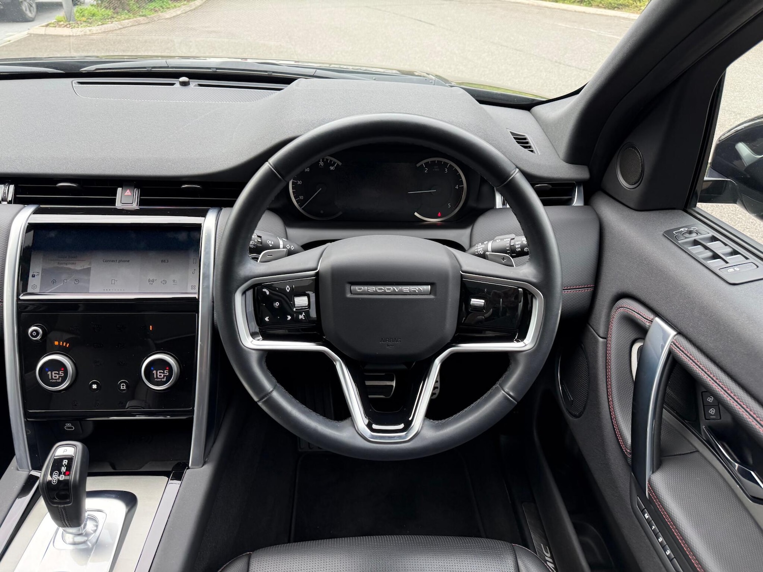 Used Land Rover Discovery Sport 2022 for sale - 76152983: Photo 14