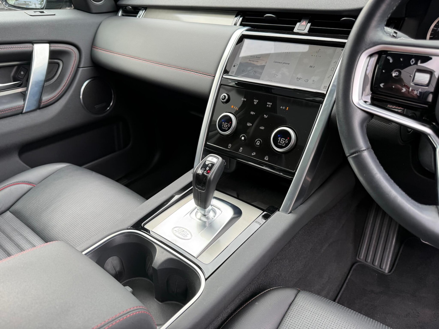 Used Land Rover Discovery Sport 2022 for sale - 76152983: Photo 19