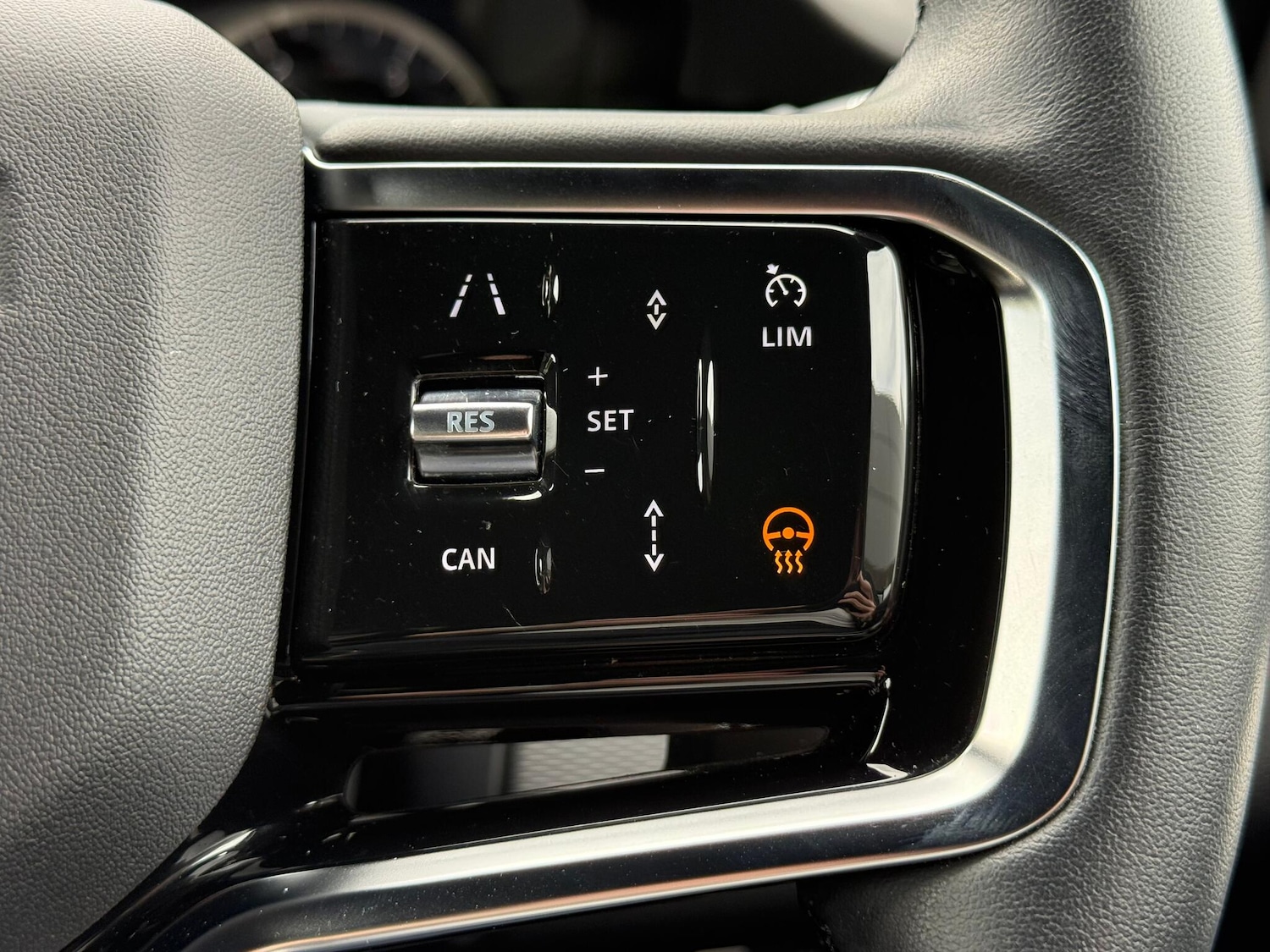 Used Land Rover Discovery Sport 2022 for sale - 76152983: Photo 27