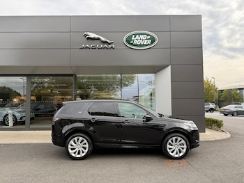 Used Land Rover Discovery Sport 2022 for sale - 76152983: Photo