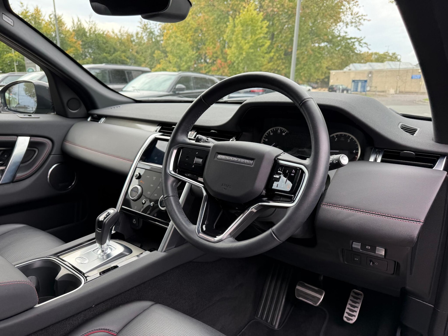 Used Land Rover Discovery Sport 2022 for sale - 76152983: Photo 31