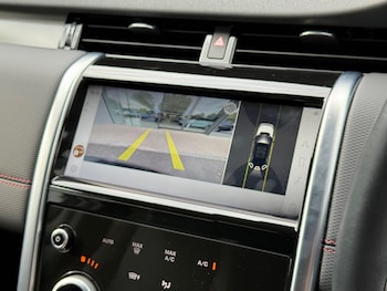 Used Land Rover Discovery Sport 2022 for sale - 76152983: Photo