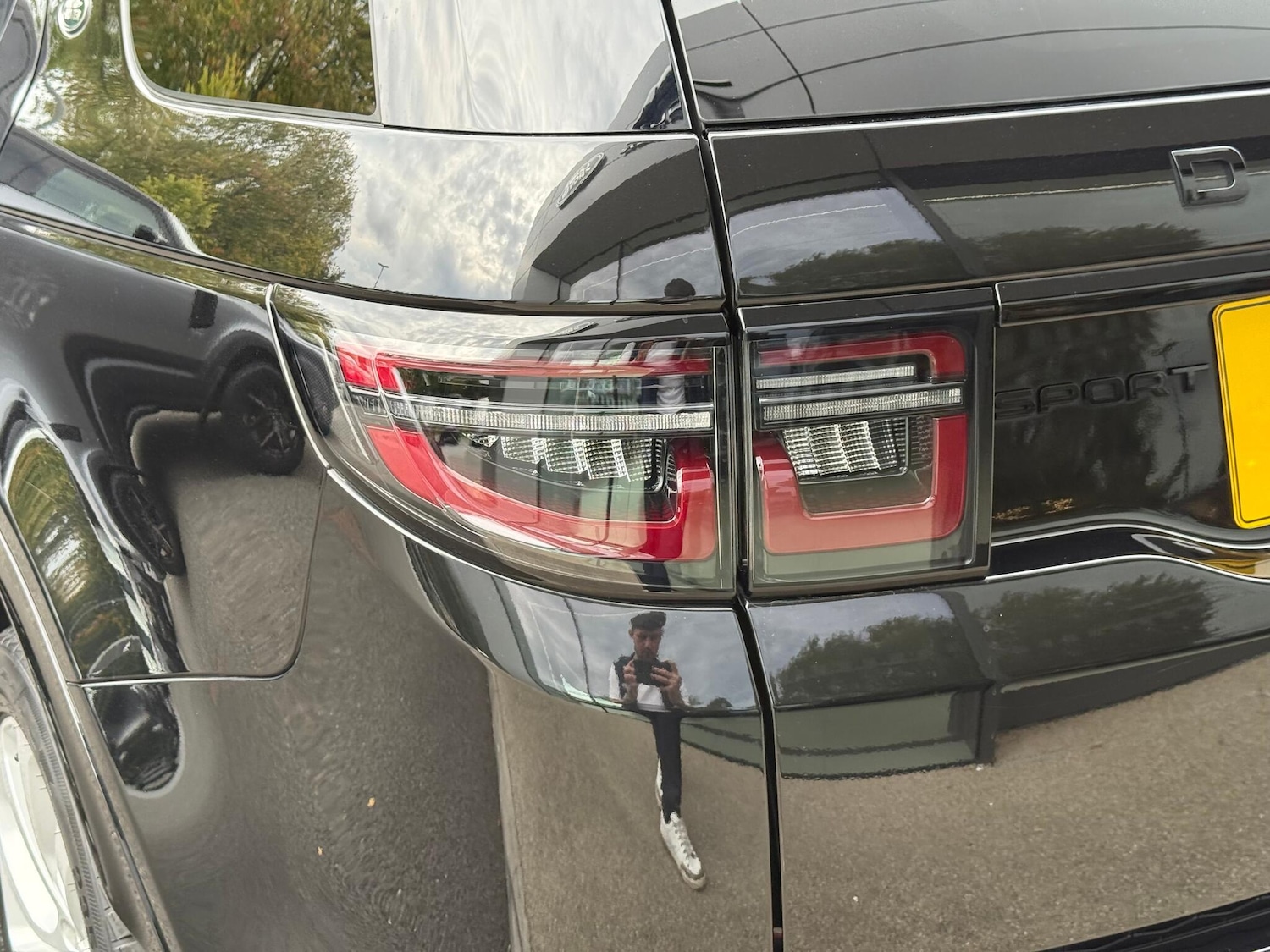 Used Land Rover Discovery Sport 2022 for sale - 76152983: Photo 54