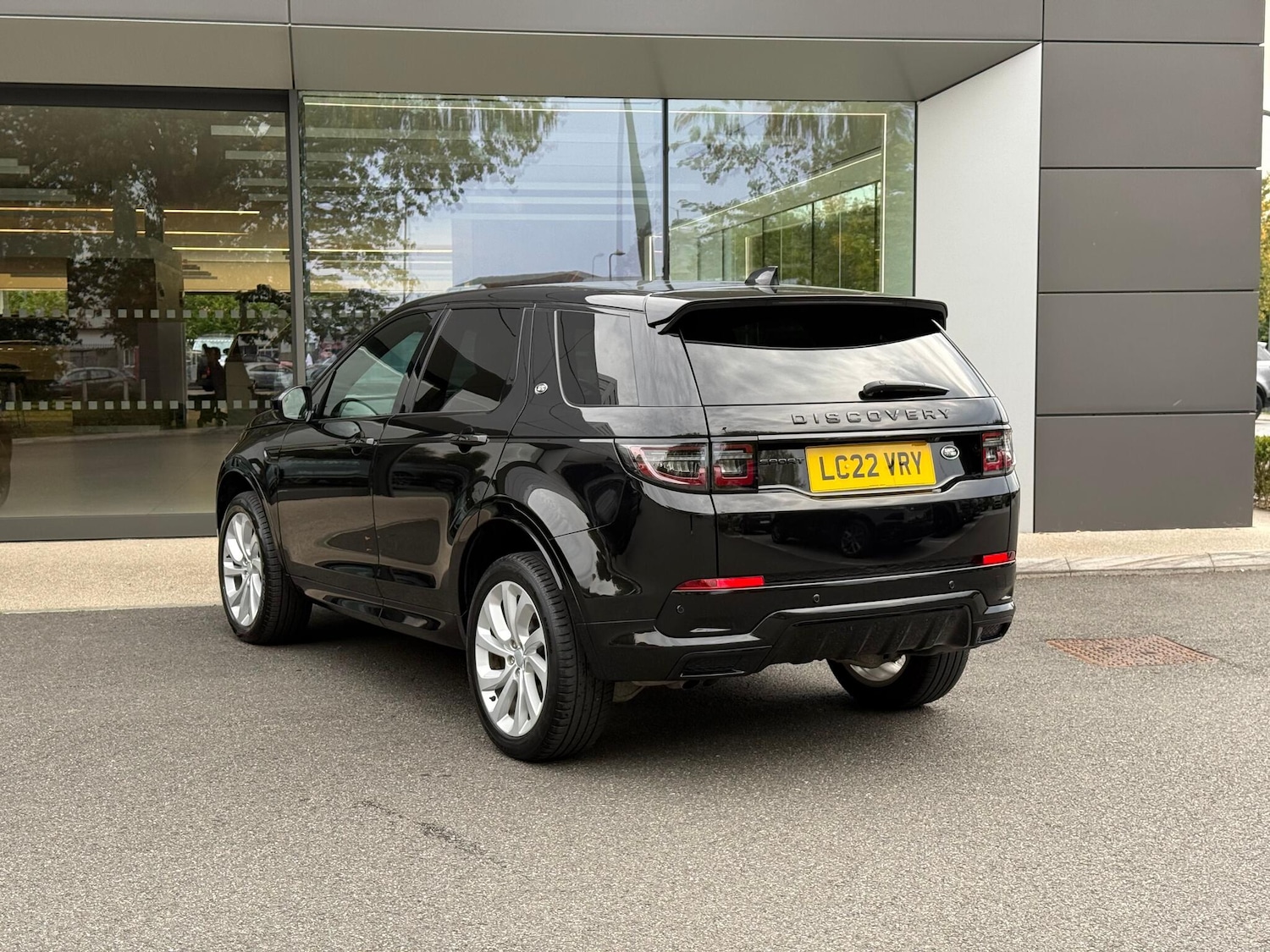 Used Land Rover Discovery Sport 2022 for sale - 76152983: Photo 56