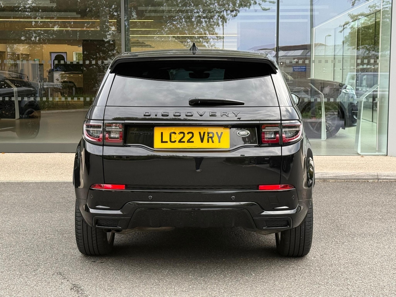 Used Land Rover Discovery Sport 2022 for sale - 76152983: Photo 8