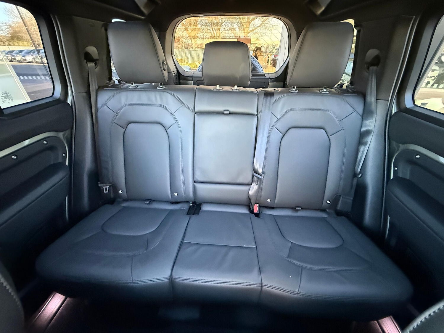 Used Land Rover Defender 110 for sale - 76714190: Photo 11