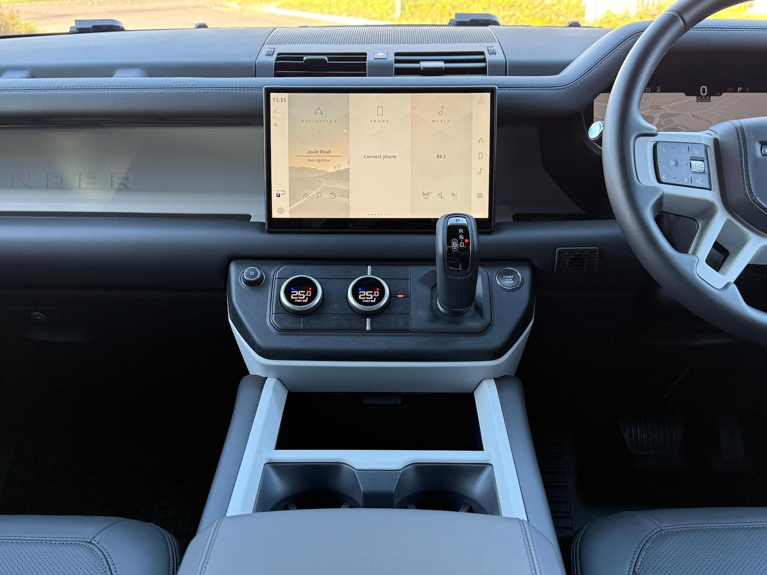 Used Land Rover Defender 110 for sale - 76714190: Photo 15