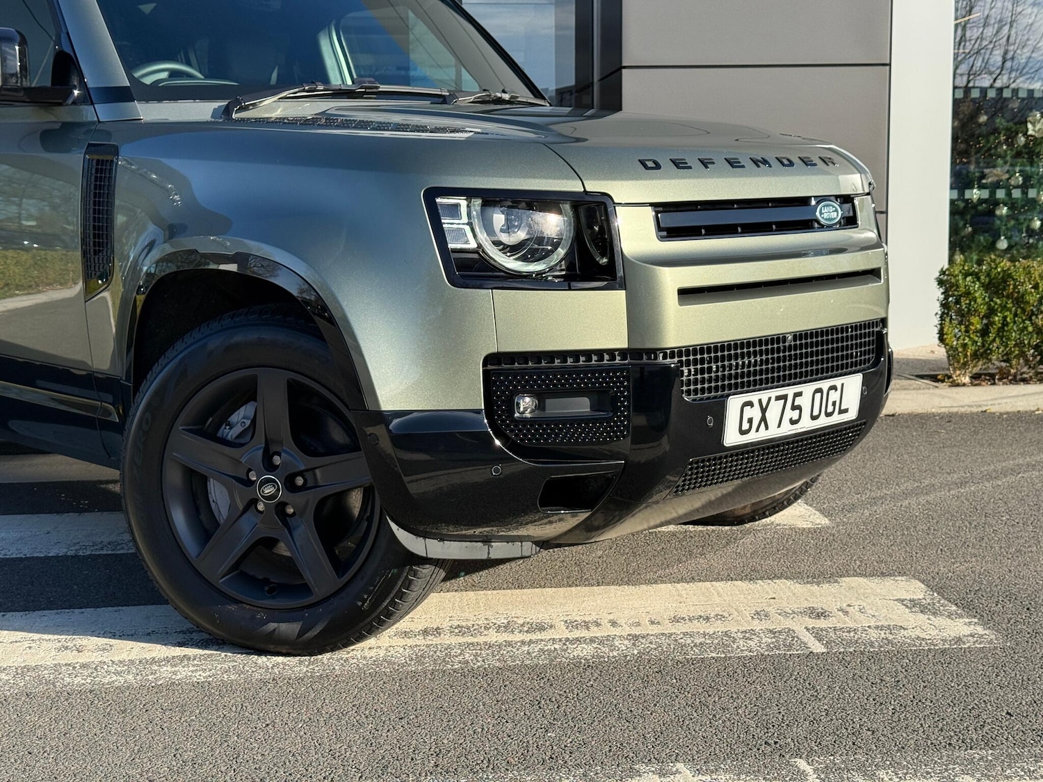 Used Land Rover Defender 110 for sale - 76714190: Photo 30