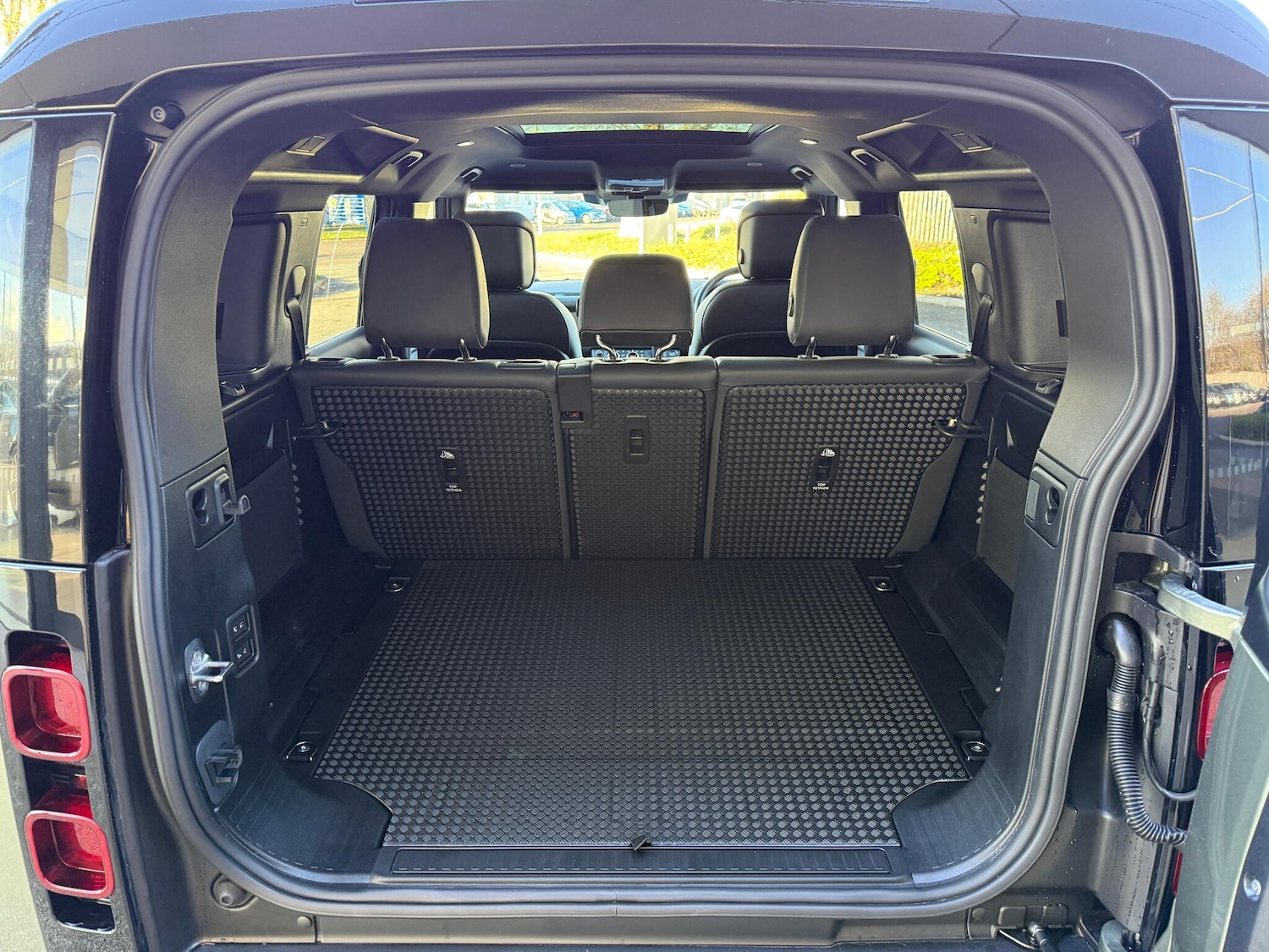 Used Land Rover Defender 110 for sale - 76714190: Photo 42