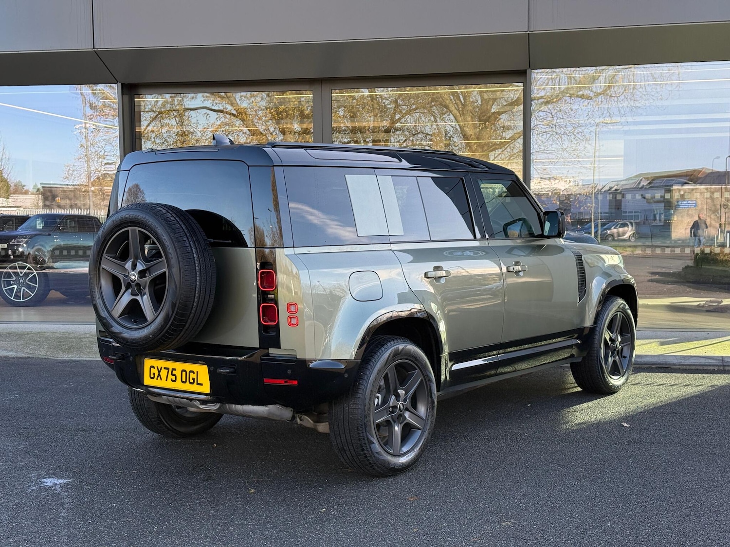 Used Land Rover Defender 110 for sale - 76714190: Photo 7