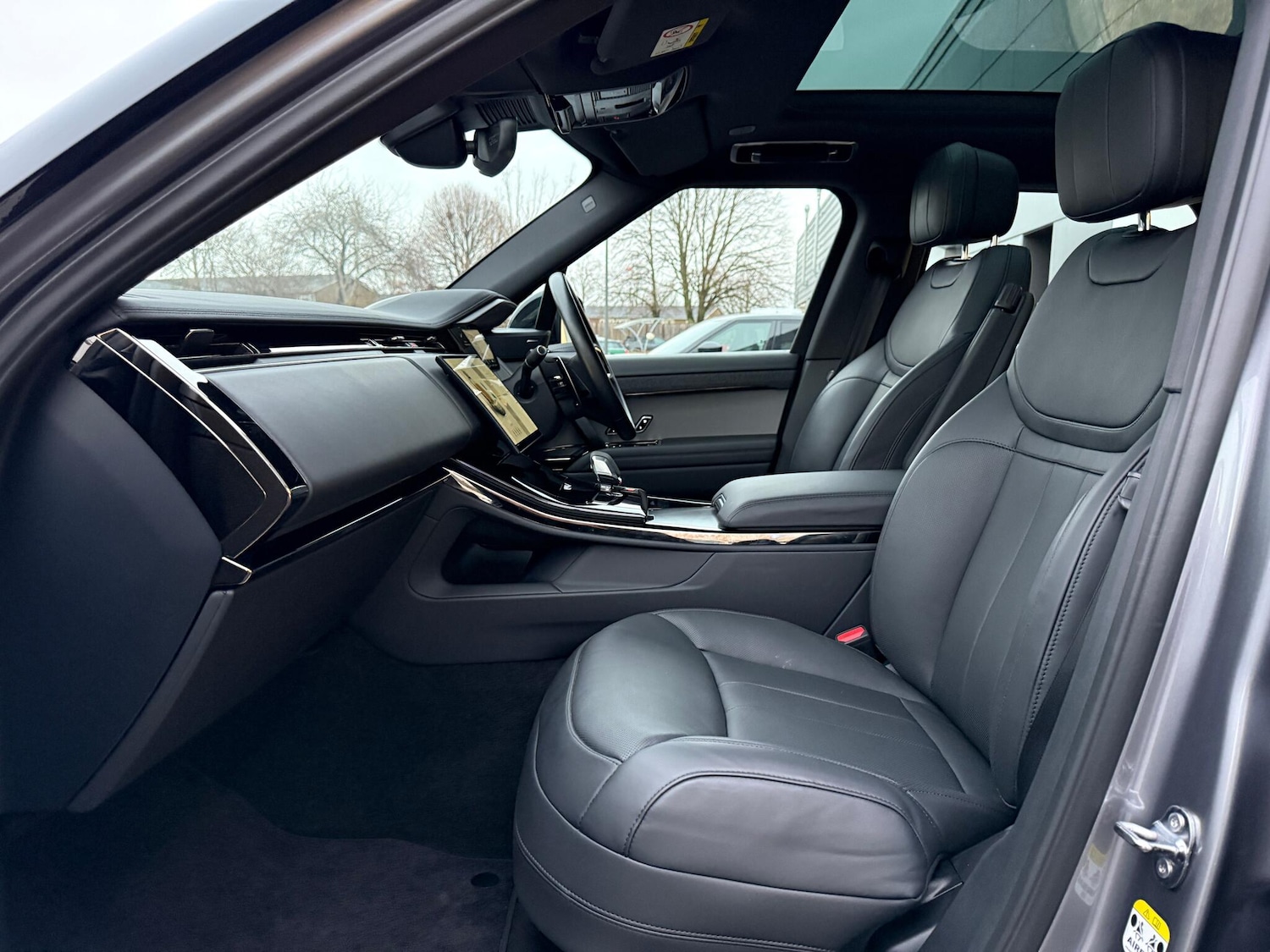 Used Land Rover Range Rover Sport 2024 for sale - 76965022: Photo 10