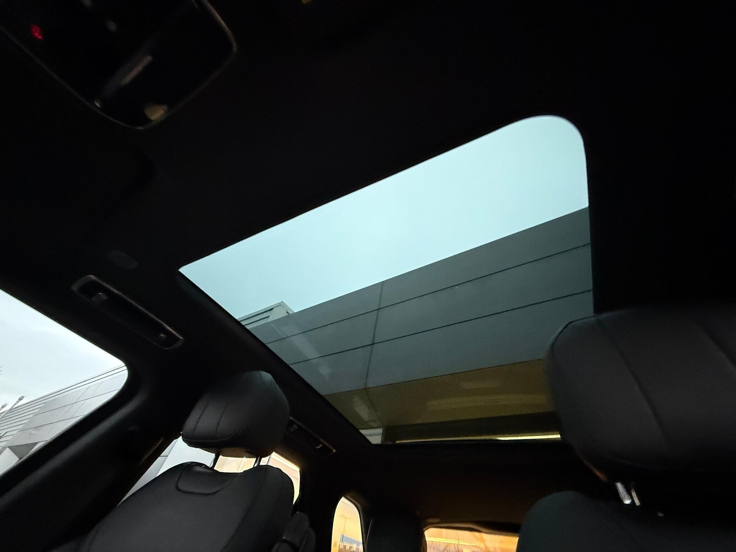 Used Land Rover Range Rover Sport 2024 for sale - 76965022: Photo 5