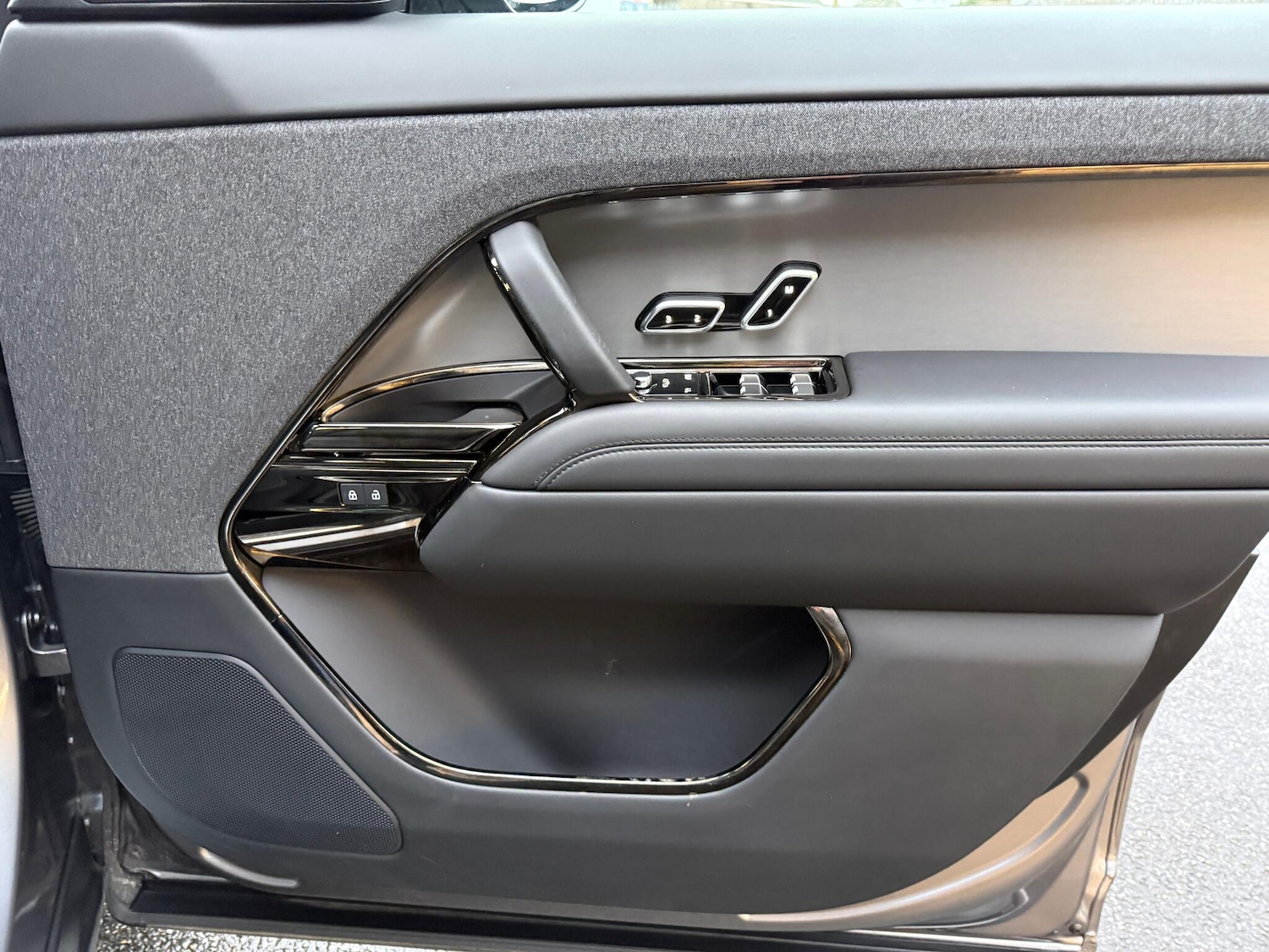 Used Land Rover Range Rover Sport 2024 for sale - 76965022: Photo 50