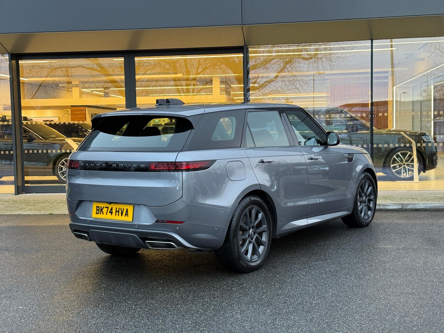 Used Land Rover Range Rover Sport 2024 for sale - 76965022: Photo 7