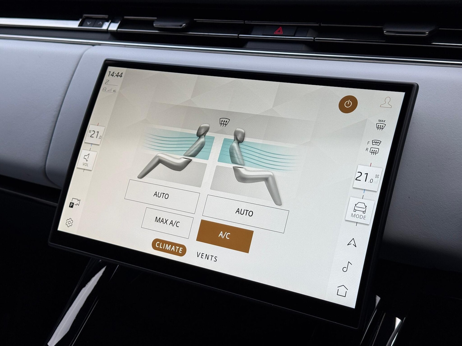 Used Land Rover Range Rover Sport 2024 for sale - 77376629: Photo 16