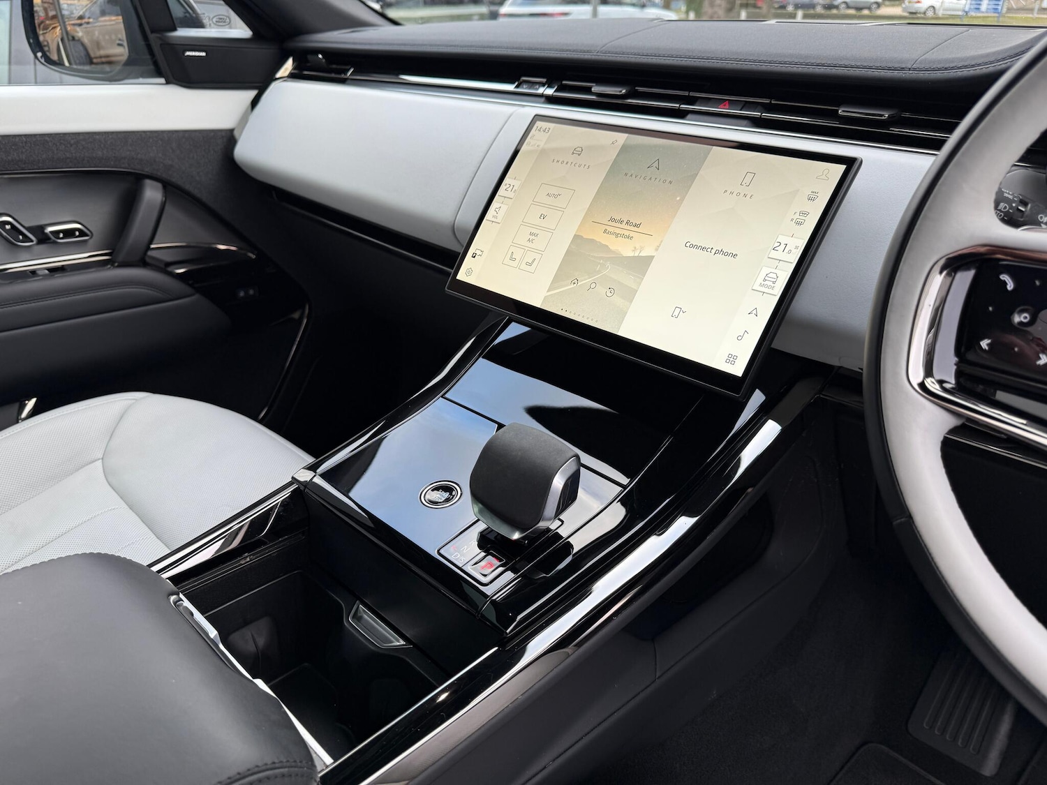 Used Land Rover Range Rover Sport 2024 for sale - 77376629: Photo 18