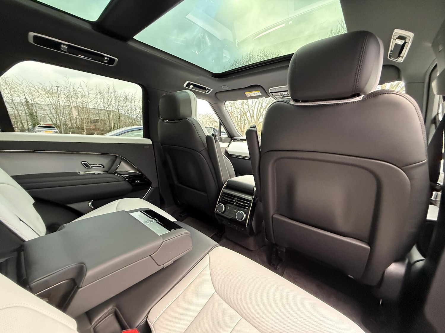 Used Land Rover Range Rover Sport 2024 for sale - 77376629: Photo 41