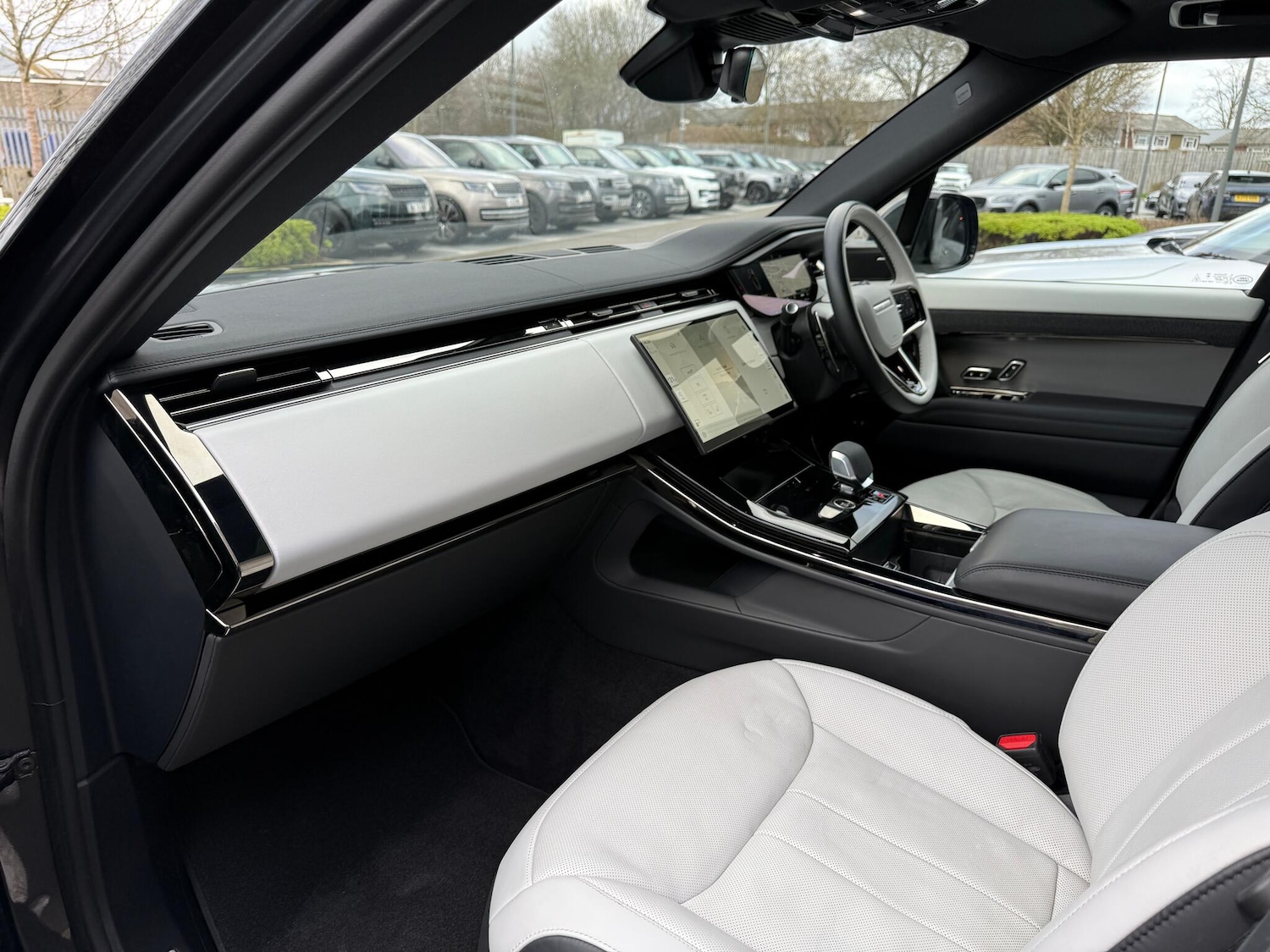 Used Land Rover Range Rover Sport 2024 for sale - 77376629: Photo 46