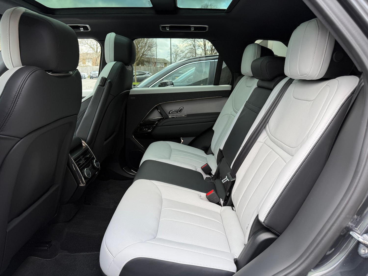 Used Land Rover Range Rover Sport 2024 for sale - 77376629: Photo 47