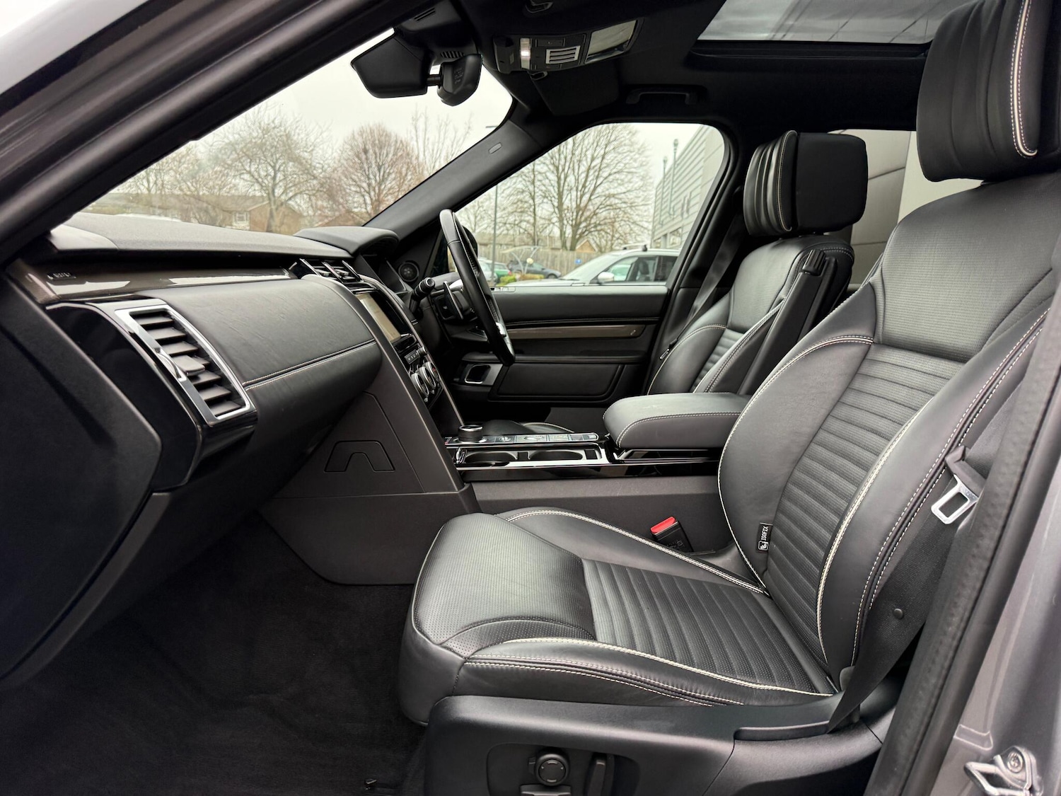 Used Land Rover Discovery 2020 for sale - 77040835: Photo 10