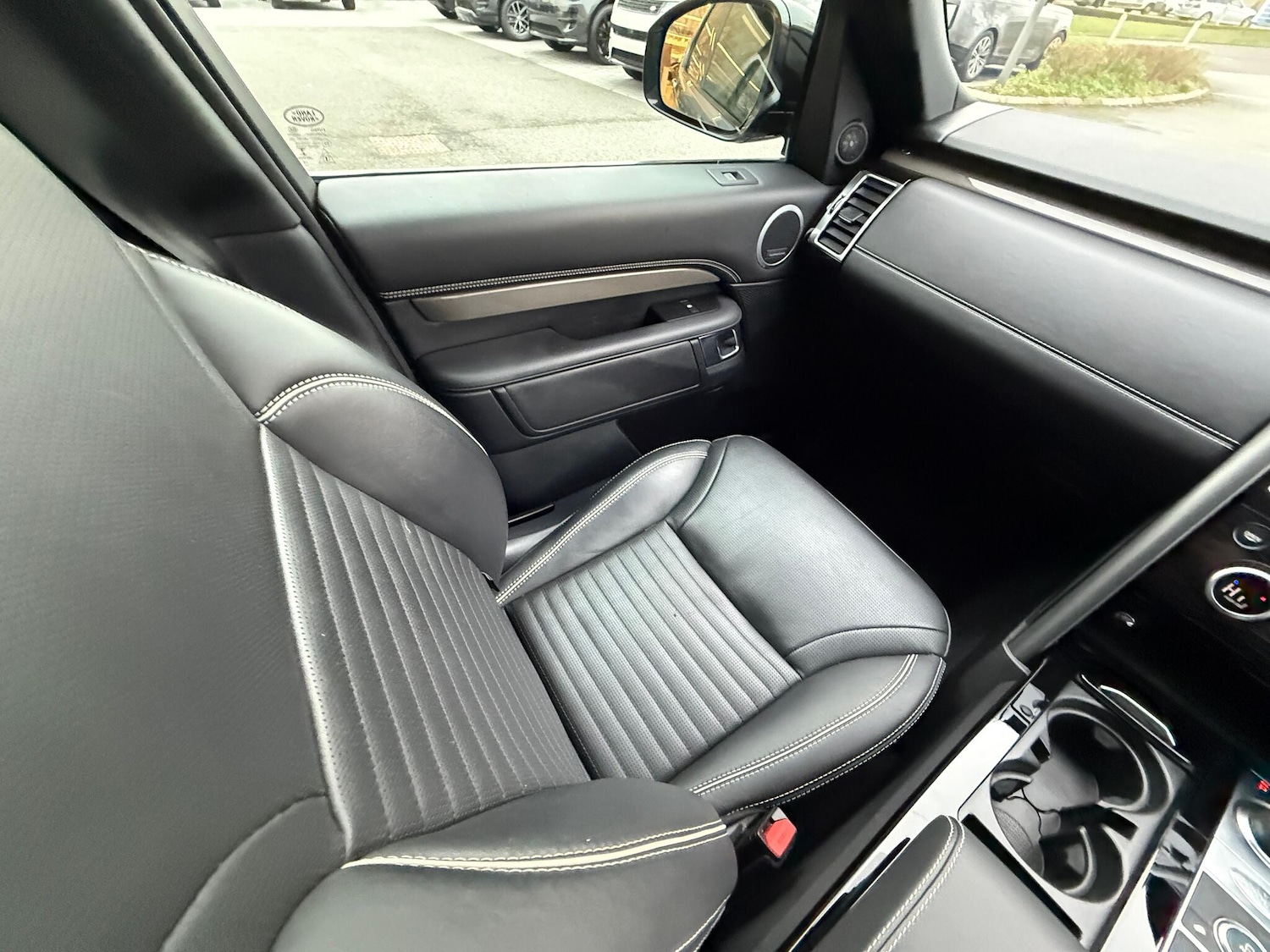 Used Land Rover Discovery 2020 for sale - 77040835: Photo 12