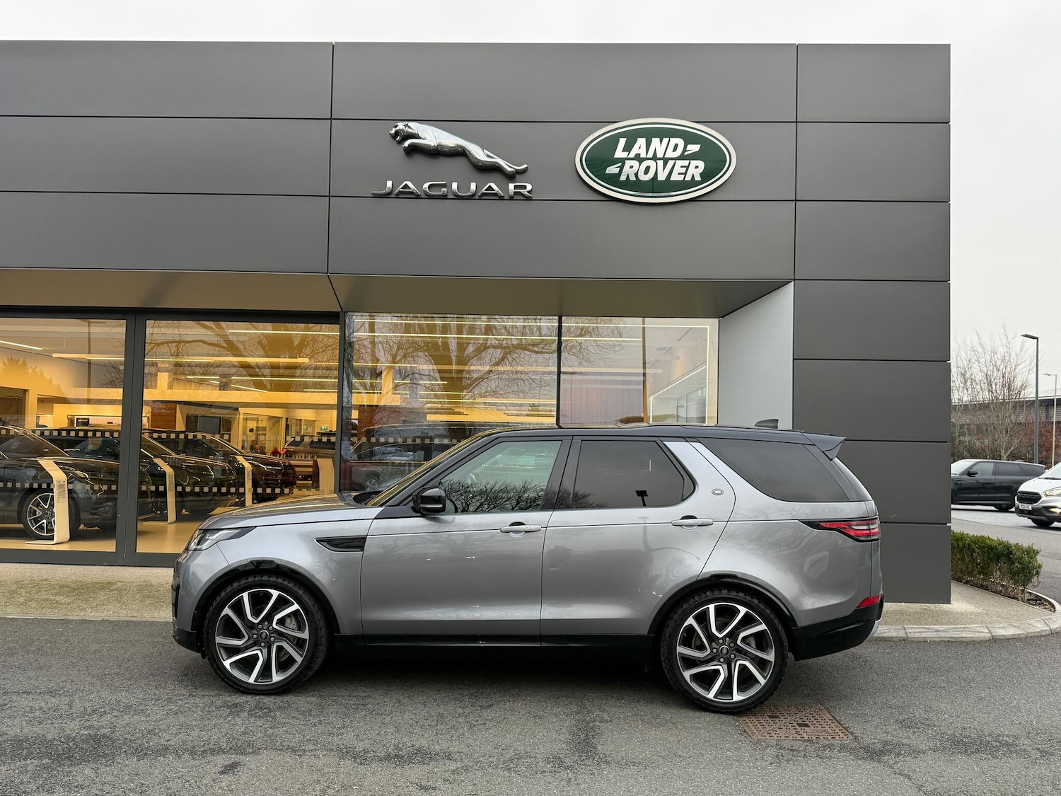 Used Land Rover Discovery 2020 for sale - 77040835: Photo 27