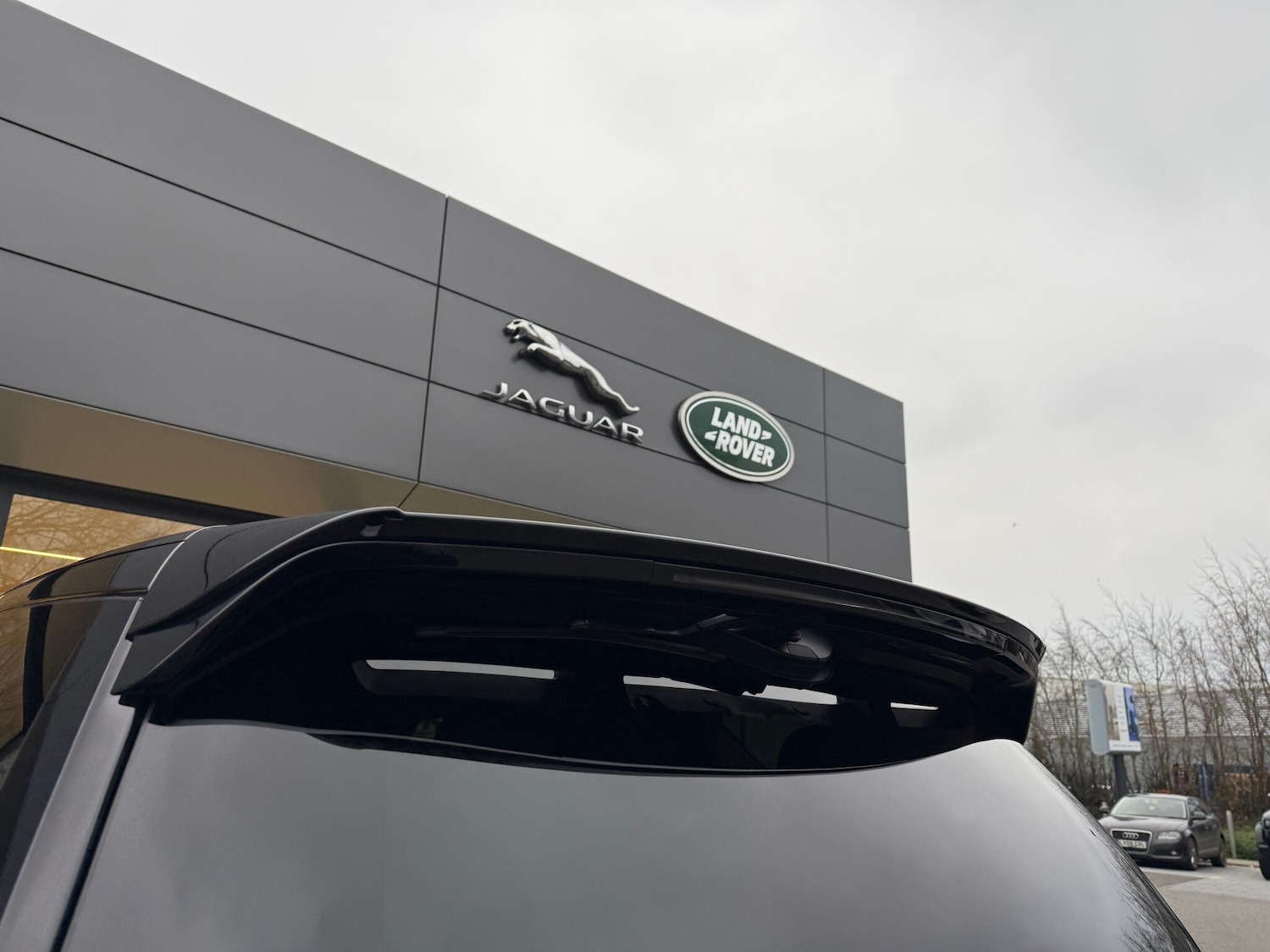 Used Land Rover Discovery 2020 for sale - 77040835: Photo 33