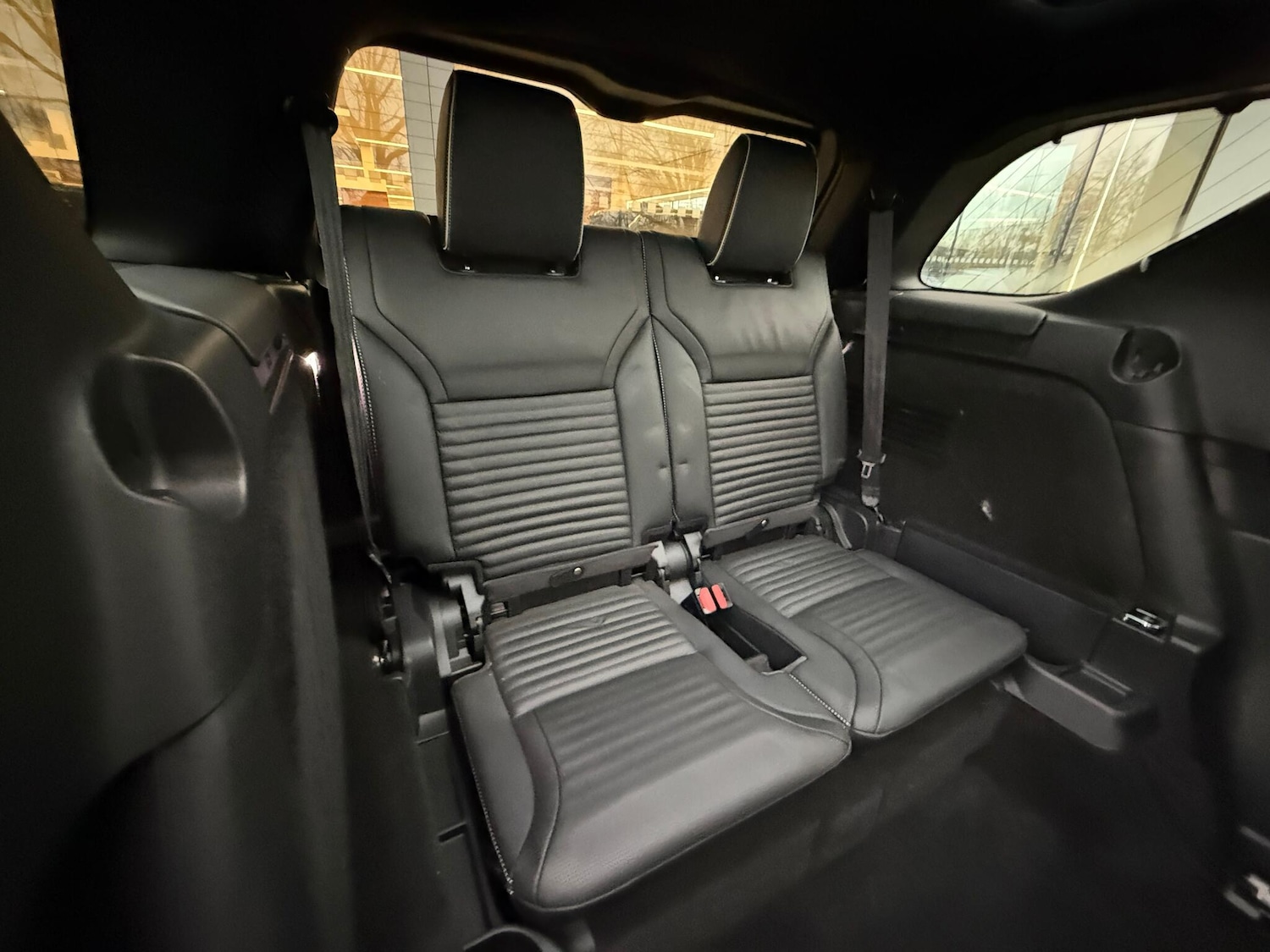 Used Land Rover Discovery 2020 for sale - 77040835: Photo 35