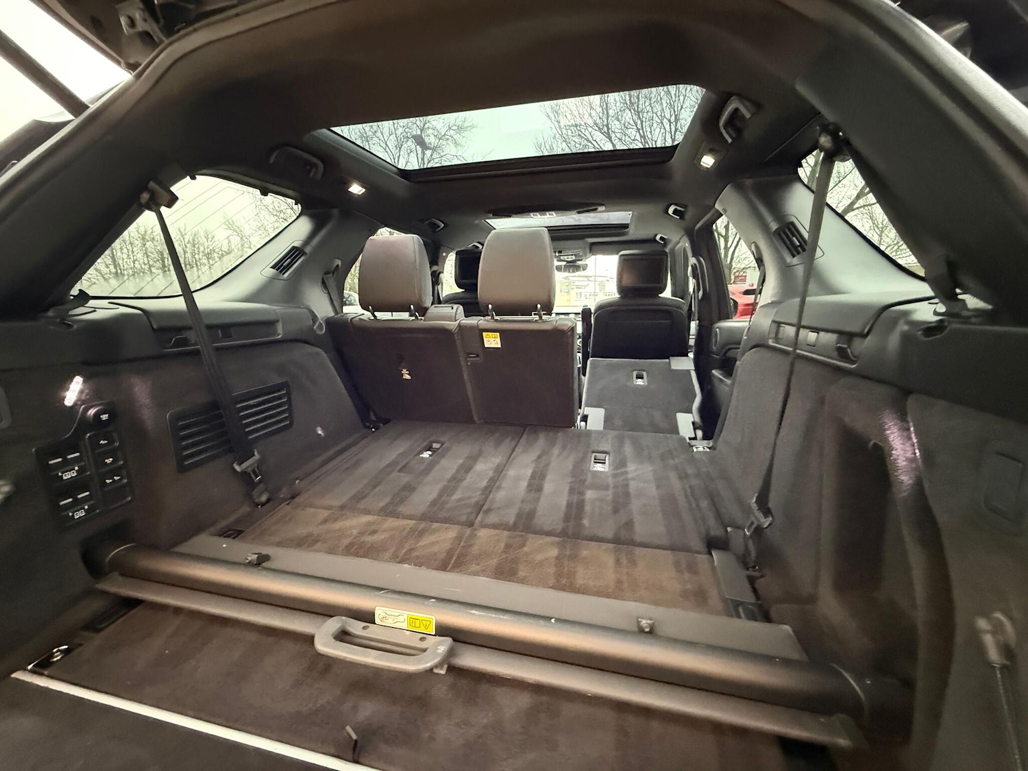 Used Land Rover Discovery 2020 for sale - 77040835: Photo 45