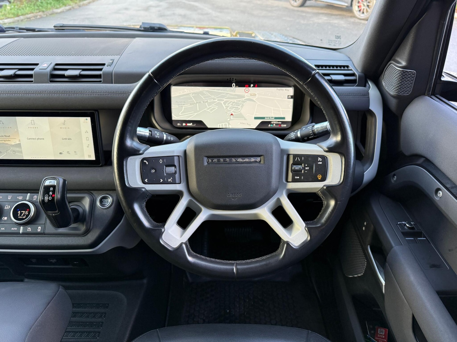 Used Land Rover Defender 110 2021 for sale - 76781077: Photo 14