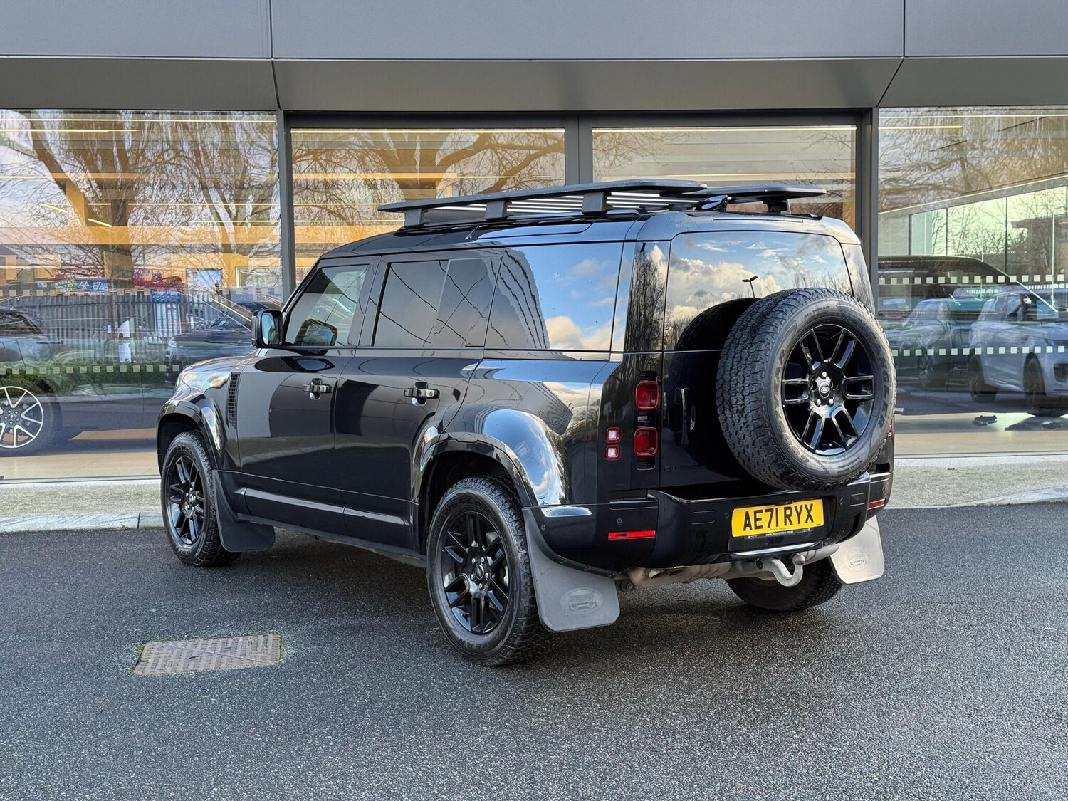 Used Land Rover Defender 110 2021 for sale - 76781077: Photo 50