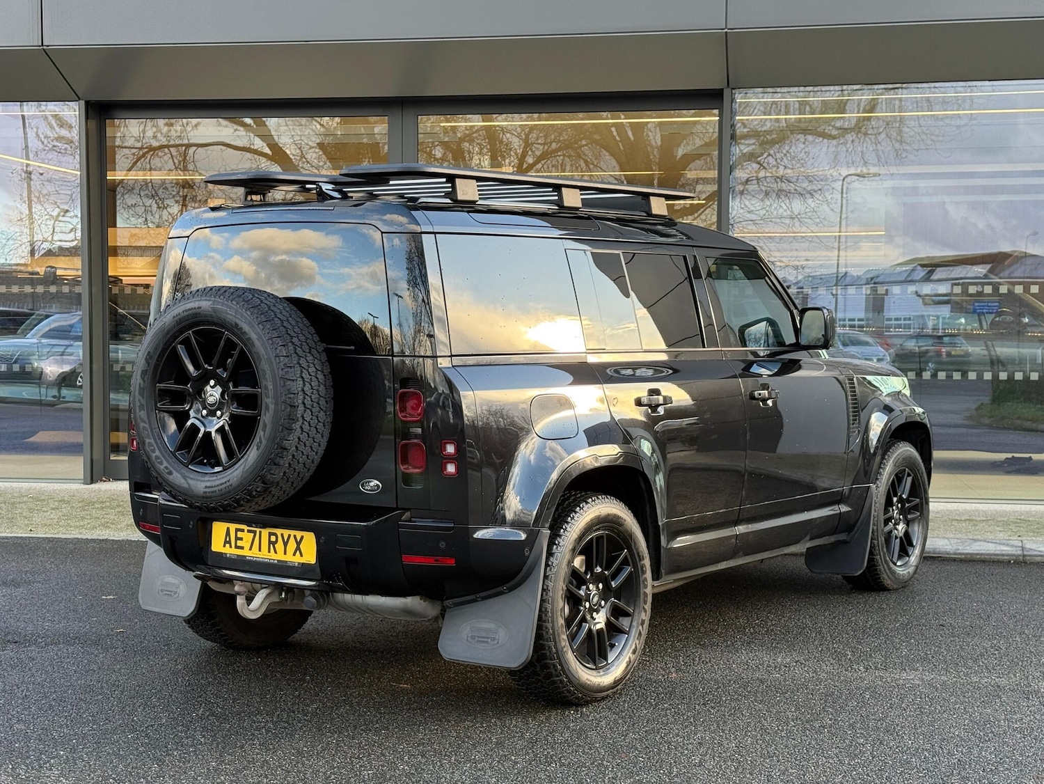 Used Land Rover Defender 110 2021 for sale - 76781077: Photo 8