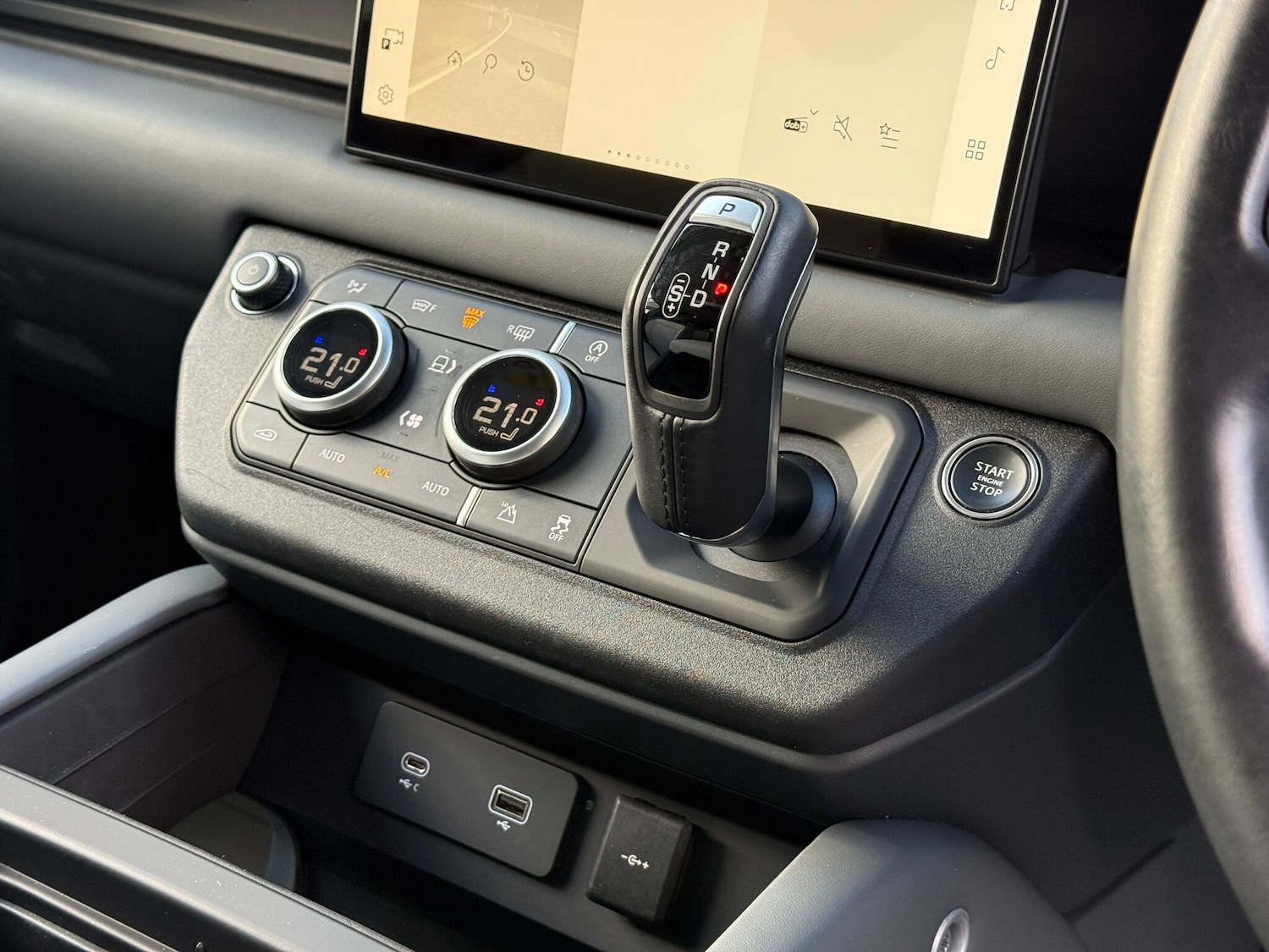 Used Land Rover Defender 2023 for sale - 77230542: Photo 20