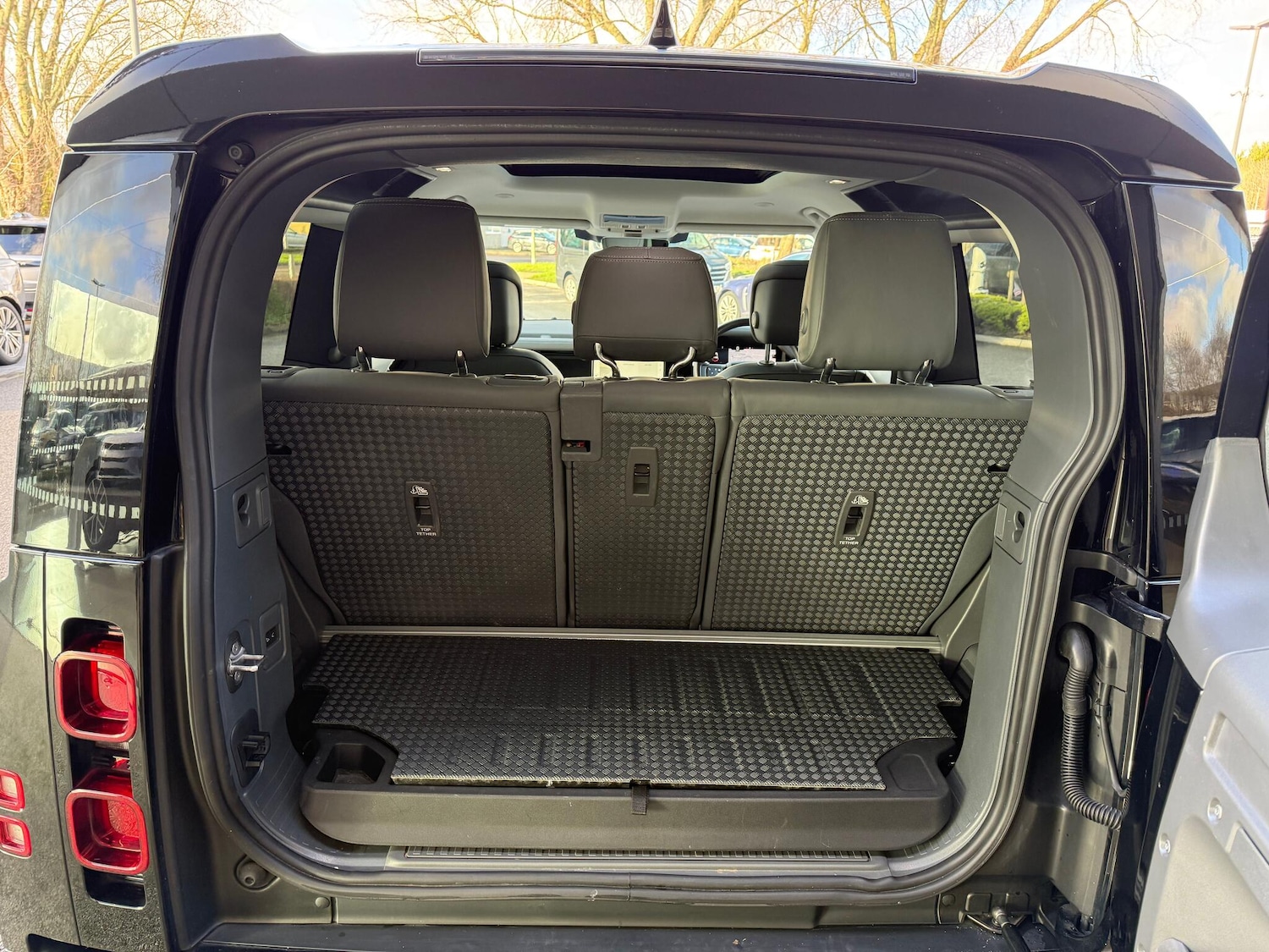 Used Land Rover Defender 2023 for sale - 77230542: Photo 39