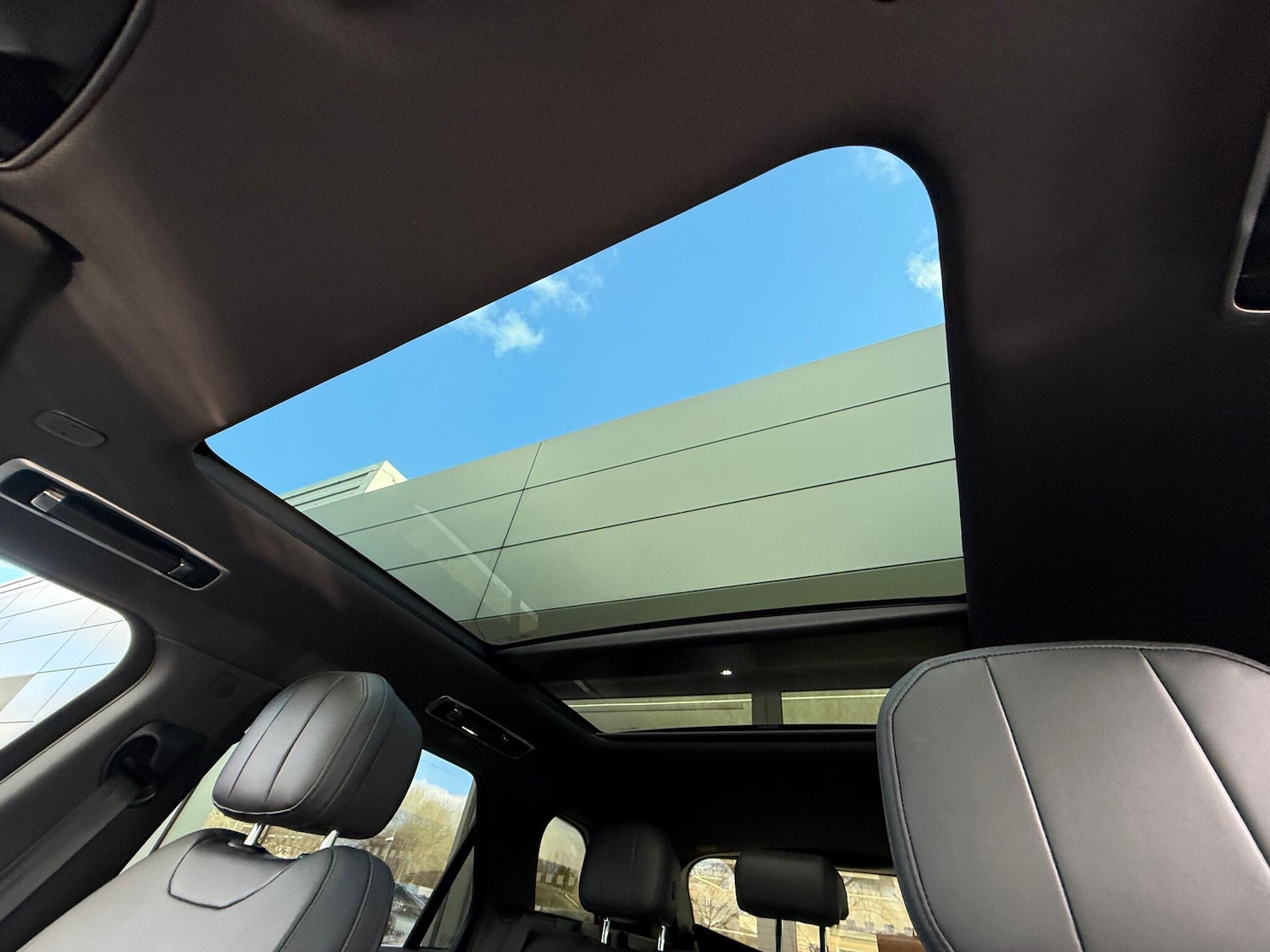 Used Land Rover Range Rover Sport 2024 for sale - 77359263: Photo 5