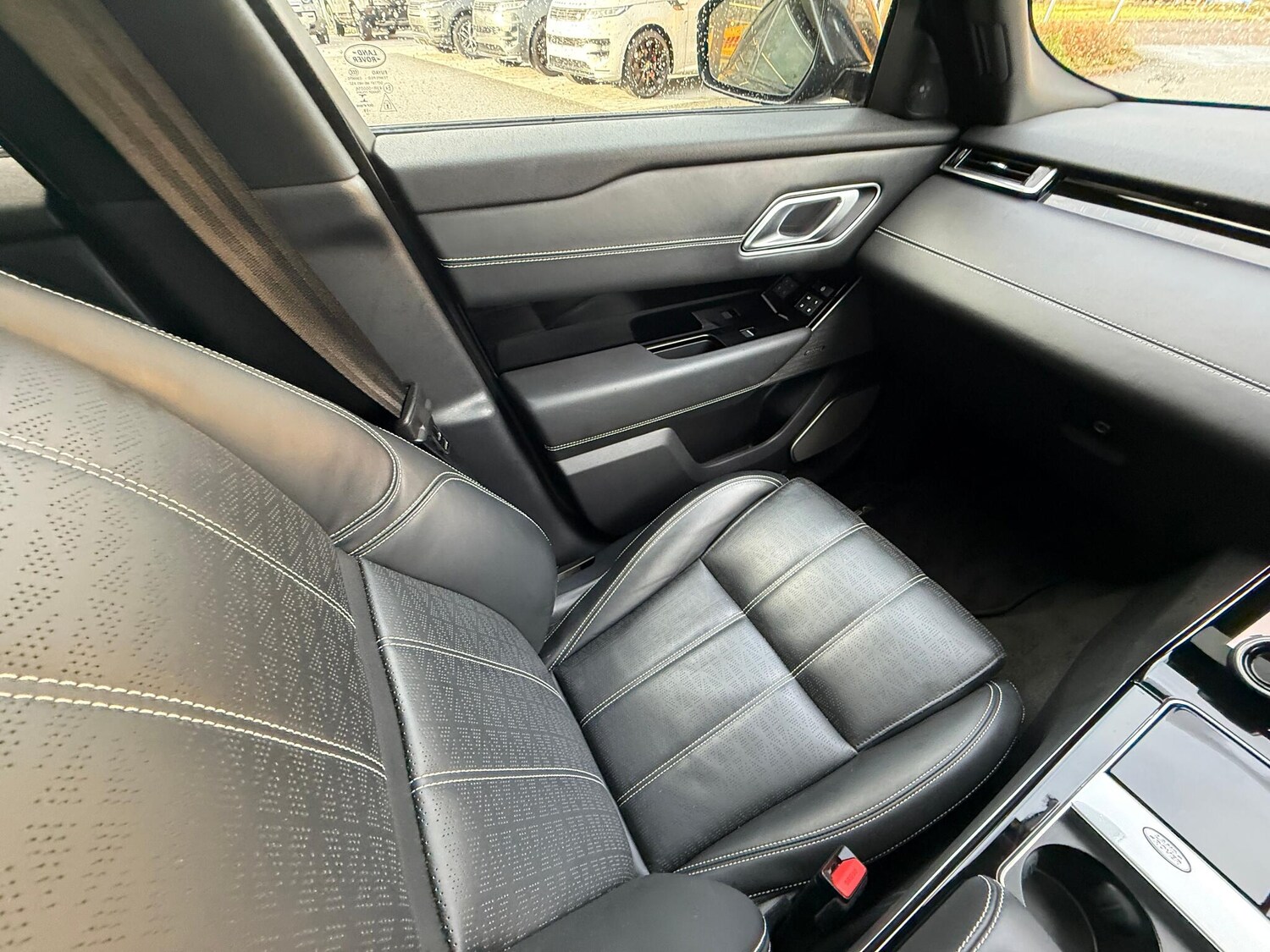 Used Land Rover Range Rover Velar 2019 for sale - 76832266: Photo 12