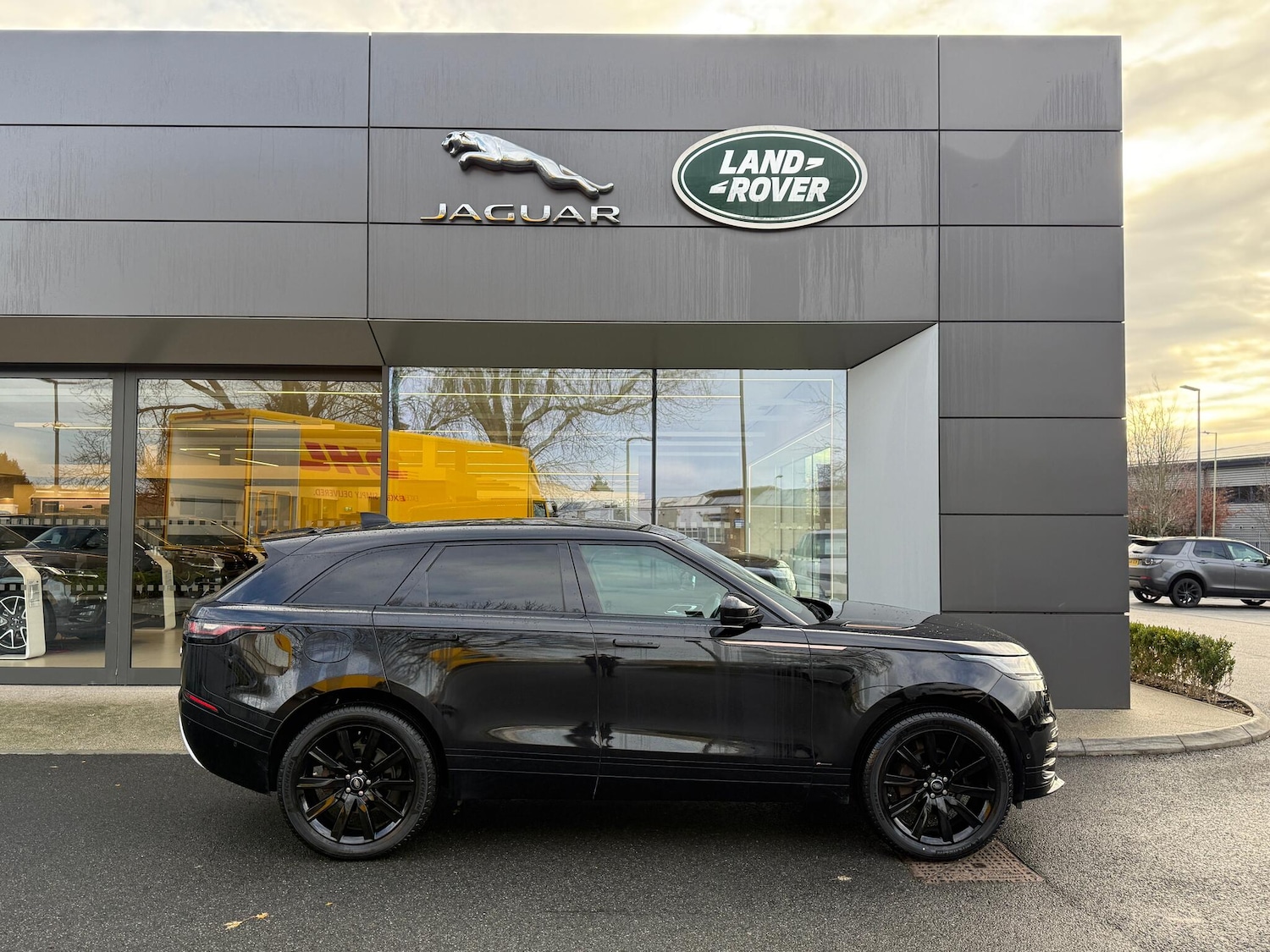 Used Land Rover Range Rover Velar 2019 for sale - 76832266: Photo 2