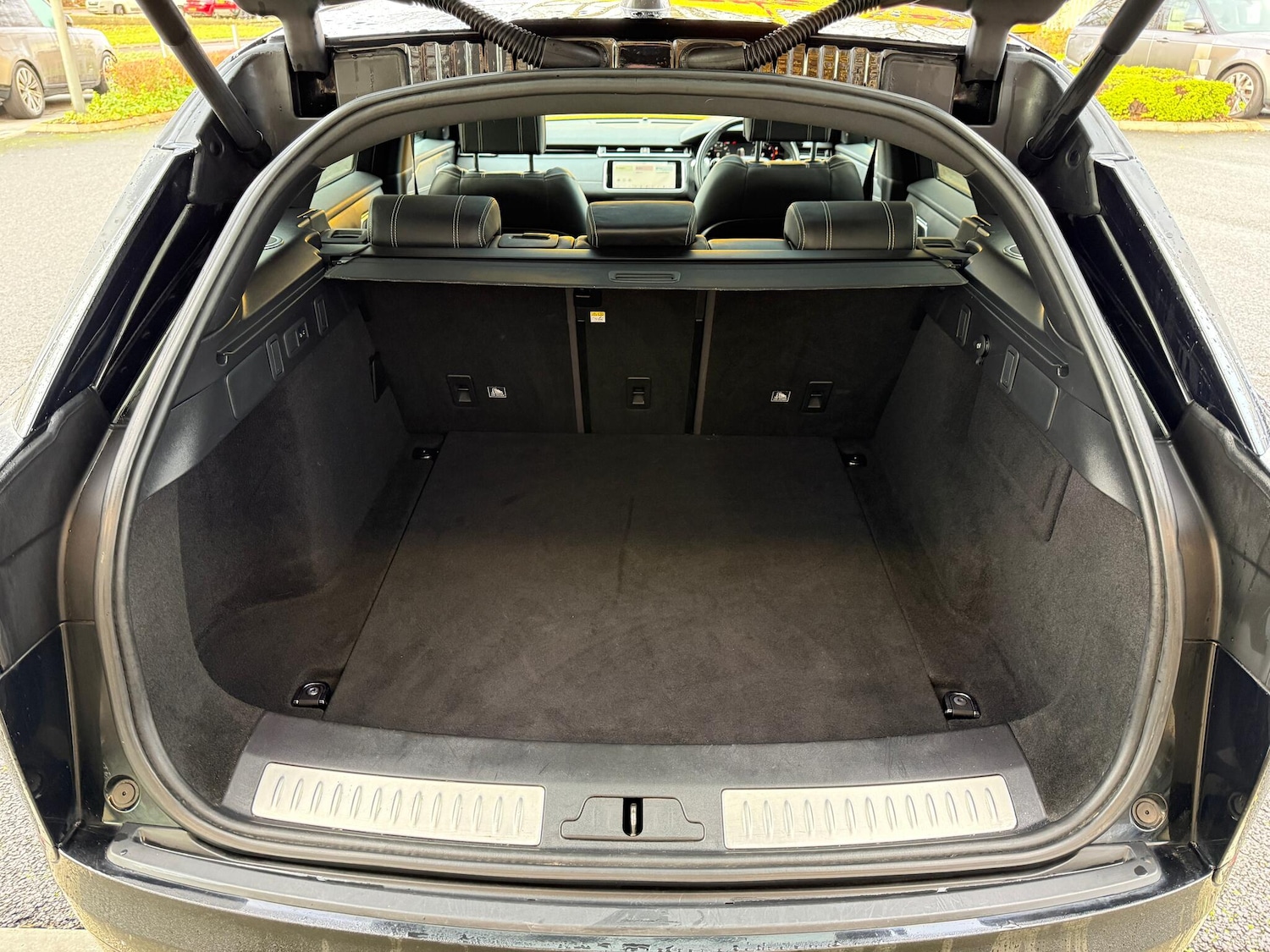 Used Land Rover Range Rover Velar 2019 for sale - 76832266: Photo 38