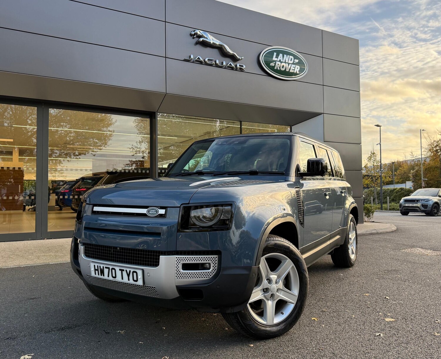 Used Land Rover Defender 110 2021 for sale - 76389349: Photo 26