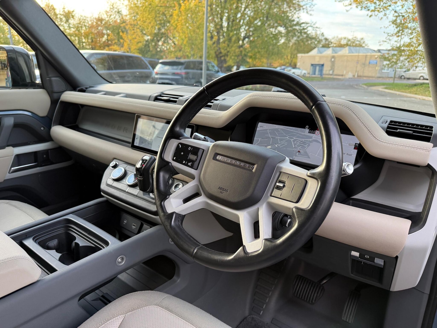 Used Land Rover Defender 110 2021 for sale - 76389349: Photo 29