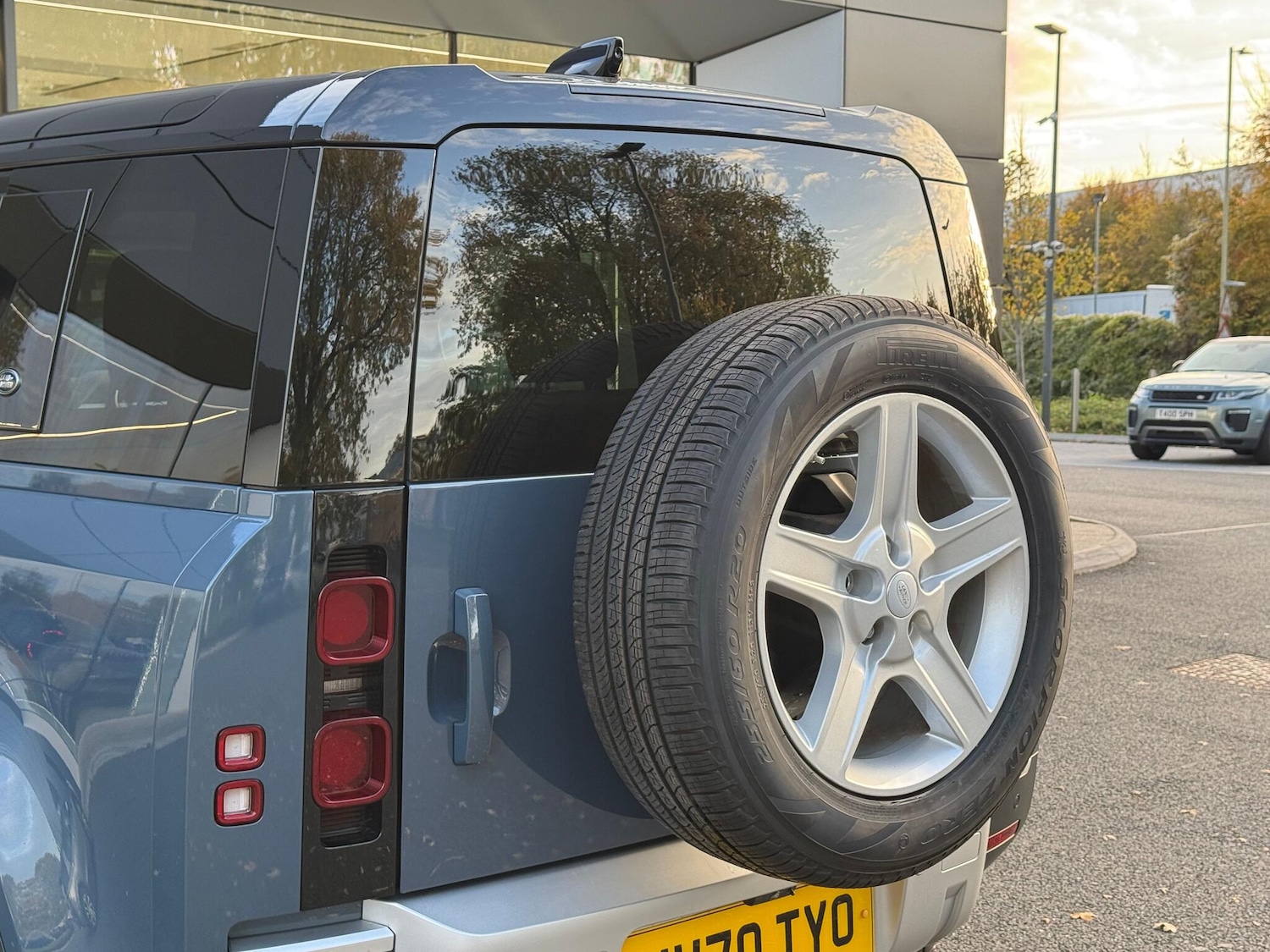 Used Land Rover Defender 110 2021 for sale - 76389349: Photo 40