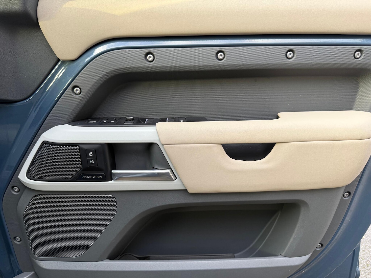 Used Land Rover Defender 110 2021 for sale - 76389349: Photo 46