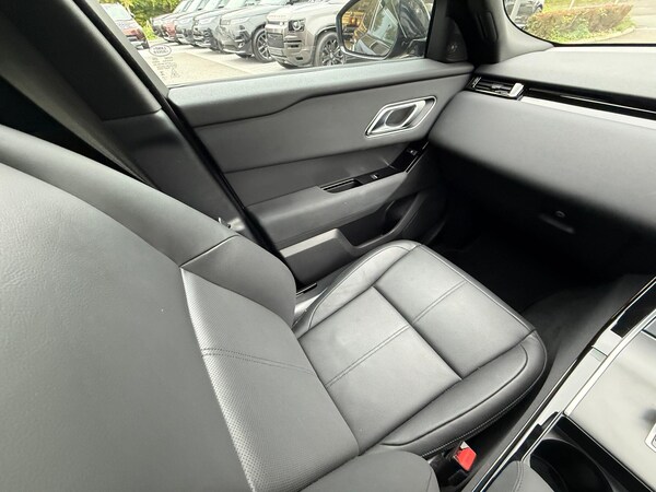 Used Land Rover Range Rover Velar 2025 for sale - 76239284: Photo 12